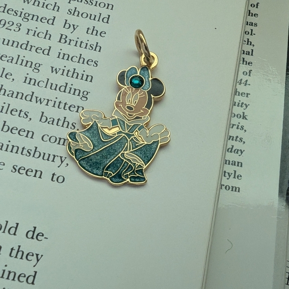 Disney Gold and Teal Minnie Mouse Character Necklace Pendant. - Picture 4 of 6